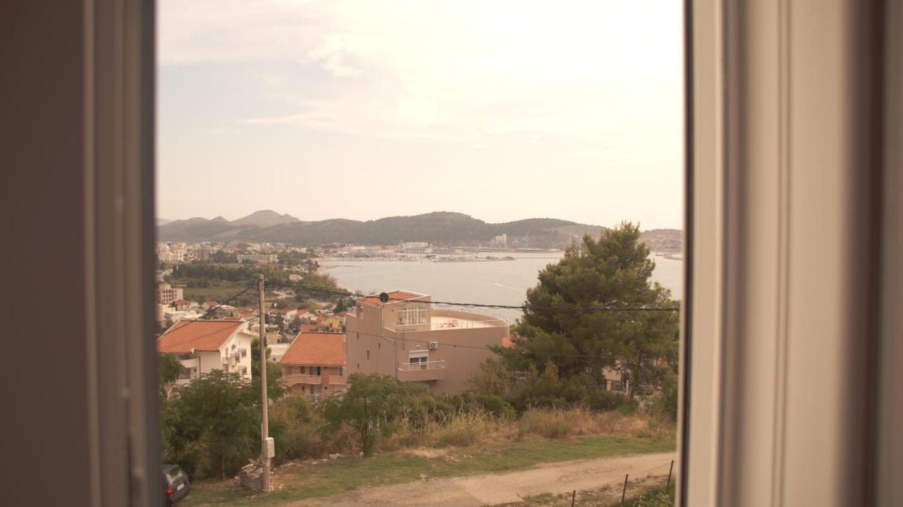 Montenegrin beauty star Bar Buitenkant foto